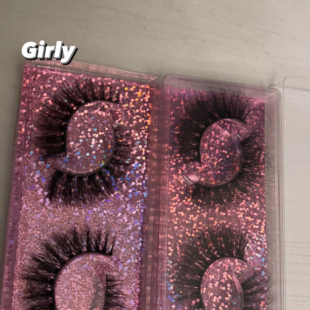 Lashes - Picture 15 of 15
